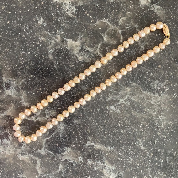 New handmade freshwater mauve pearl necklace - Picture 5 of 6